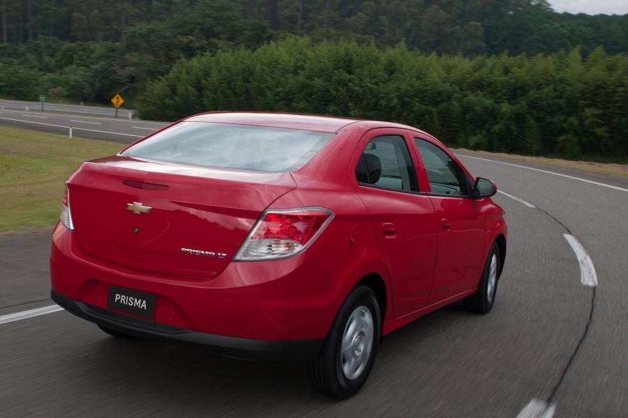  Chevrolet Prisma LT 2013 года  (фото 27 из 40)